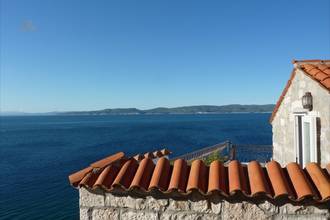 Thumbnail von Renoviertes Steinhaus direkt am Meer, Omis Riviera