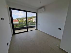 Thumbnail von Modernes Neubau-Appartement mit großer Terrasse