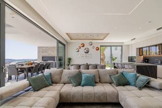 Thumbnail von Luxusvilla mit Panorama-Meerblick, Pool und Jacuzzi