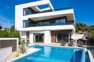 Moderne Villa mit Panorama-Meerblick und Swimmingpool, Region Rogoznica