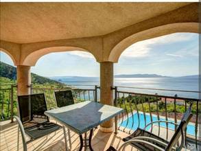 Thumbnail von Appartementhaus mit 5 Wohneinheiten, Region Senj