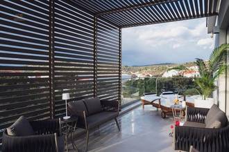 Thumbnail von Moderne Villa mit zwei Wohnungen nahe dem Meer, Region Rogoznica