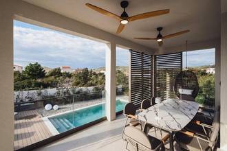 Thumbnail von Moderne Villa mit zwei Wohnungen nahe dem Meer, Region Rogoznica