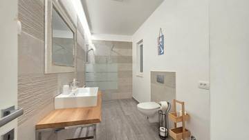 Thumbnail von Moderne Erdgeschosswohnung mit Meerblick und Stellplatz