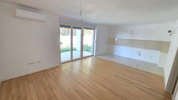 Thumbnail von Wohnung mit schönem Meerblick und Community-Pool