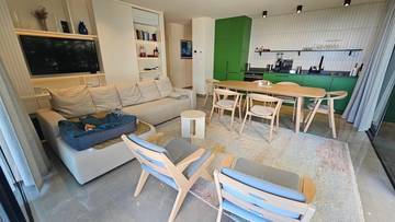 Thumbnail von Moderne Erdgeschosswohnung mit Pool, Garten und Meerblick