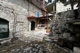 Thumbnail von Renoviertes Steinhaus mit Meerblick und Garten