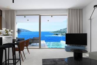 Thumbnail von Luxusapartment mit Pool, Garten und Meerblick