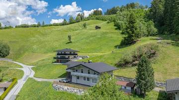Thumbnail von Hochwertiges Zweifamilienhaus in unverbaubarer Aussichtslage