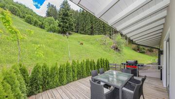Thumbnail von Hochwertiges Zweifamilienhaus in unverbaubarer Aussichtslage
