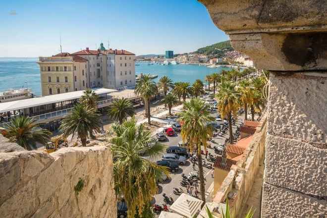 Exklusive Wohnung mit Meerblick, nur ca. 10 Meter zum Meer