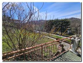 Thumbnail von Geniş oturma alanına sahip, özel park ve panoramaterrasıyla yenilenmeye hazır bağımsız villa