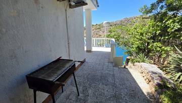 Thumbnail von Haus in erster Reihe am Meer mit großer Terrasse und Meerblick