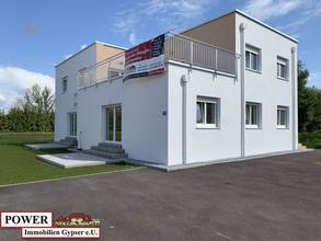 Thumbnail von Gartenwohnung! Kleiner Wohnblock!