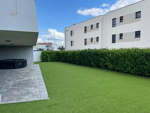 Thumbnail von Neue moderne Wohnung mit Garten und Meerblick, 400 Meter zum Meer