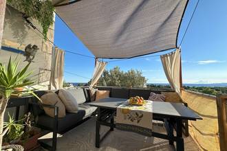 Thumbnail von Renoviertes Apartment mit Meerblick und großer Terrasse