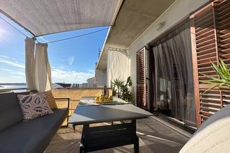 Thumbnail von Renoviertes Apartment mit Meerblick und großer Terrasse