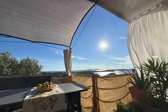 Thumbnail von Renoviertes Apartment mit Meerblick und großer Terrasse