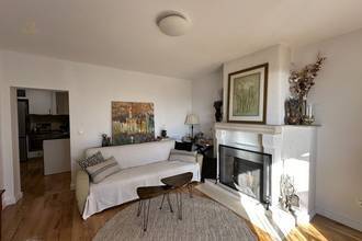 Thumbnail von Renoviertes Apartment mit Meerblick und großer Terrasse