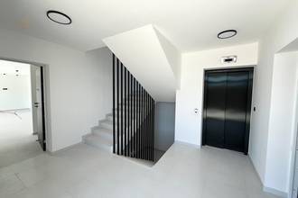 Thumbnail von Moderne Neubauwohnung mit Meerblick und Swimmingpool