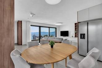 Thumbnail von Luxusapartment in erster Reihe zum Meer mit Pool und Meerblick