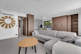 Thumbnail von Luxusapartment in erster Reihe zum Meer mit Pool und Meerblick