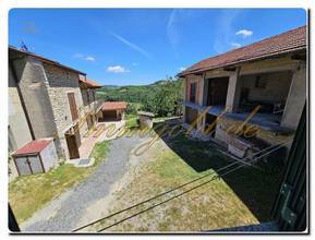 Thumbnail von Immogold Çekici, Alta Langa'nın şirin manzarasına sahip panoramik teras ve mangal alanı ile güzel bir kır evi