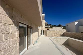 Thumbnail von Apartment mit eigenem Pool und Meerblick