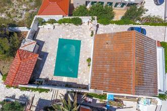 Thumbnail von Mediterranes Steinhaus mit Pool und Meerblick