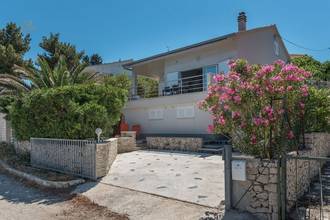 Thumbnail von Mediterranes Haus in erster Meereslinie mit Meerblick und Garten