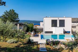 Thumbnail von Modernes Neubauhaus mit Pool und Meerblick auf großem Grundstück