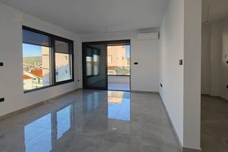 Thumbnail von Komfortable Neubauwohnung mit Meerblick und Stellplatz