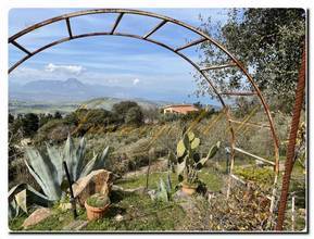 Thumbnail von Immogold Sicily, Sicily'nin en güzel tepeli manzaralarına sahip büyük bir villa
