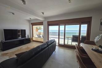 Thumbnail von Moderne Villa mit Pool in erster Reihe zum Meer