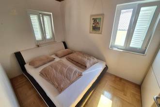 Thumbnail von Geräumige Wohnung mit Meerblick und eigenem Stellplatz