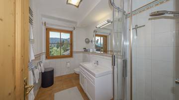 Thumbnail von Hochwertiges Eck-Reihenhaus in sonniger Top-Ruhelage