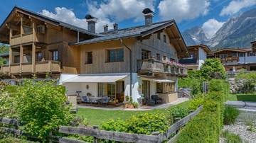 Thumbnail von Hochwertiges Eck-Reihenhaus in sonniger Top-Ruhelage