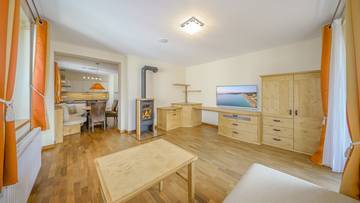Thumbnail von Hochwertige Dachgeschosswohnung mit schönem Ausblick in Ruhelage