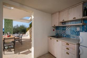 Thumbnail von Mediterrane Neubauvilla mit beheiztem Pool und Panoramablick auf das Meer