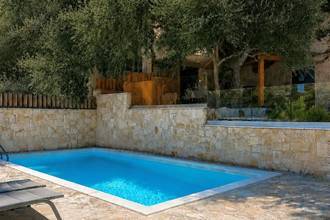 Thumbnail von Mediterranes Steinhaus mit Pool und Meerblick