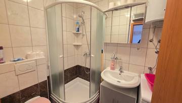 Thumbnail von Möblierte Wohnung mit Meerblick und Balkon nahe Strand