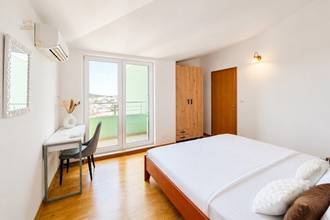 Thumbnail von Möblierte Wohnung mit Meerblick, Community-Pool und Stellplatz