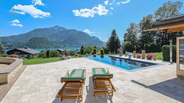 Thumbnail von Einzigartige Landhausvilla mit Pool und unverbaubarem Seeblick
