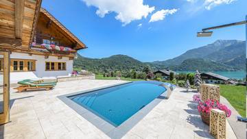 Thumbnail von Einzigartige Landhausvilla mit Pool und unverbaubarem Seeblick