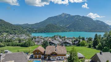Thumbnail von Einzigartige Landhausvilla mit Pool und unverbaubarem Seeblick