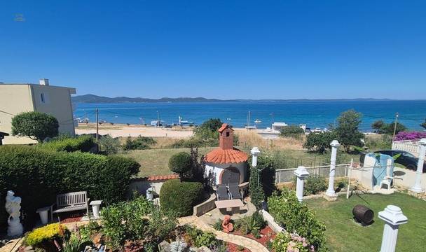Apartmenthaus mit Meerblick nur ca. 80 Meter vom Meer