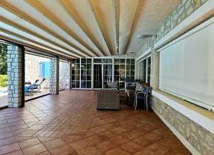 Thumbnail von Mediterranes Haus mit Pool und zwei Apartments in ruhiger Lage
