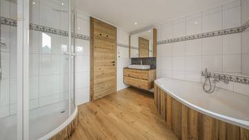 Thumbnail von Luxuriöse Dachgeschoss-Maisonette in sonniger Ruhelage