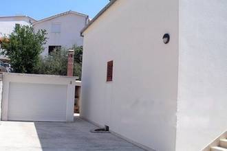 Thumbnail von Freistehendes Haus mit Meerblick und Garten