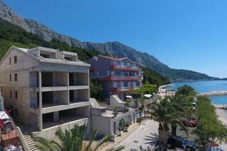 Thumbnail von Unfertiges Apartmenthaus in erster Reihe zum Meer